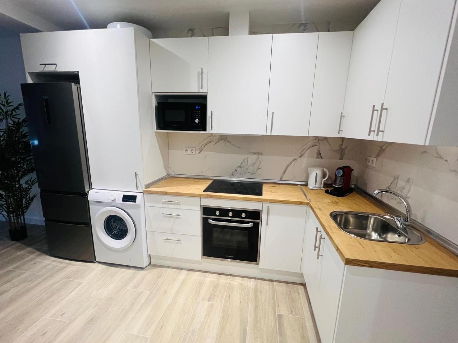 Apartamento 4 Elephant Wifi Y Netflix Alcobendas Buitenkant foto